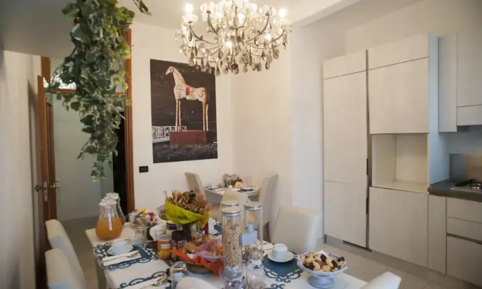 Rexer-Ravenna-Camere-di-lusso-per-studentessa-in-appartamento-ristrutturato-CUCINA