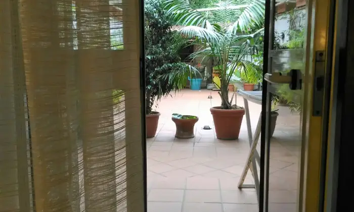 Rexer-Napoli-Accogliente-foresteria-nel-cuore-di-Napoli-TERRAZZO