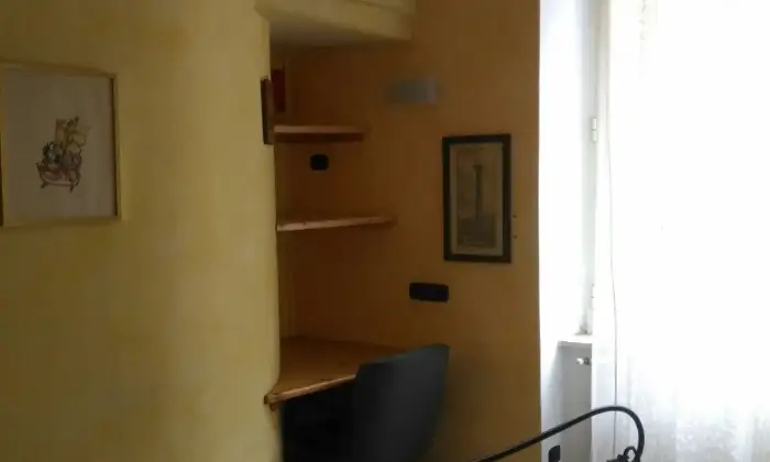 Rexer-Napoli-Accogliente-foresteria-nel-cuore-di-Napoli-CAMERA-DA-LETTO