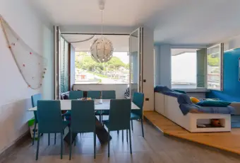 Rexer-Arenzano-Grande-appartamento-sul-mare-SALONE