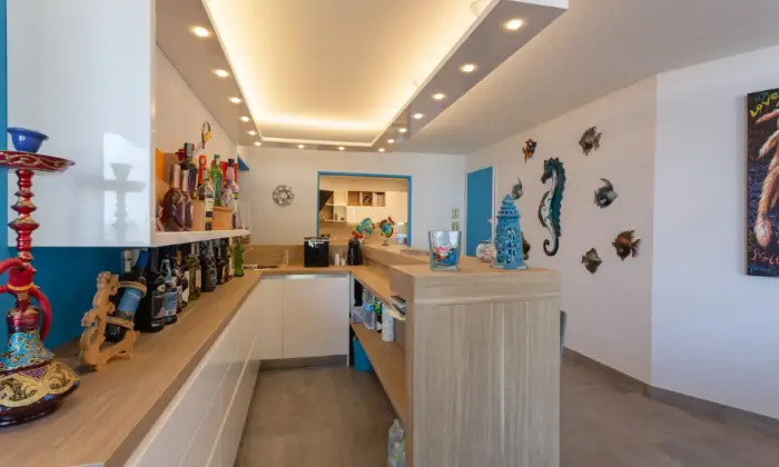Rexer-Arenzano-Grande-appartamento-sul-mare-CUCINA