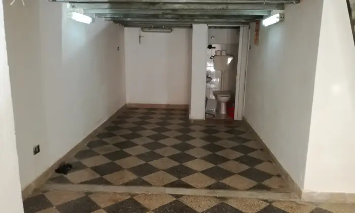 Rexer-Palermo-Magazzino-zona-Catasto-GARAGE