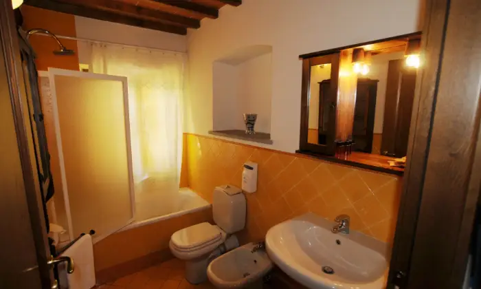 Rexer-Scarperia-e-San-Piero-AFFITTO-APPARTAMENTO-VILLA-TORRICELLI-BAGNO