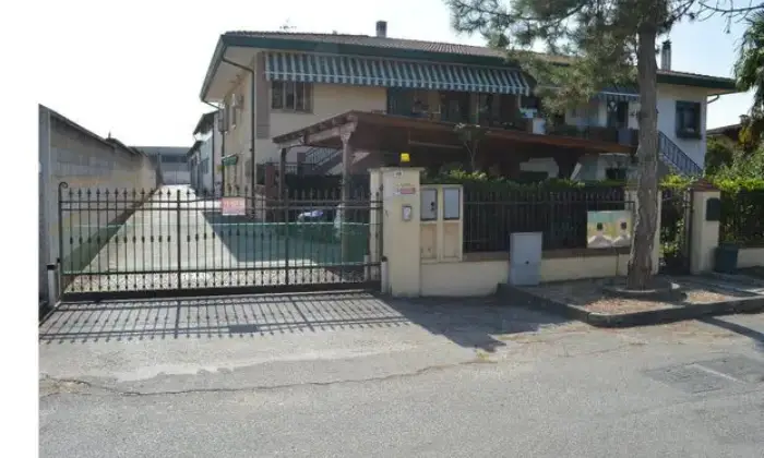 Rexer-Musile-di-Piave-Casa-con-due-appartamenti-Mq-cadauno-ALTRO