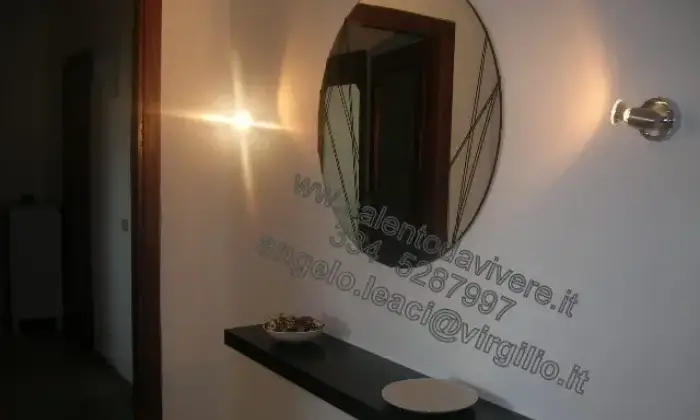 Rexer-Lecce-Appartamento-con-stanze-singole-a-Lecce-Ingresso
