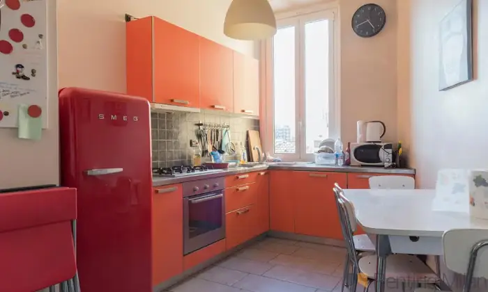 Rexer-Milano-Affitto-Zona-Bocconi-CAMERA-DA-LETTO
