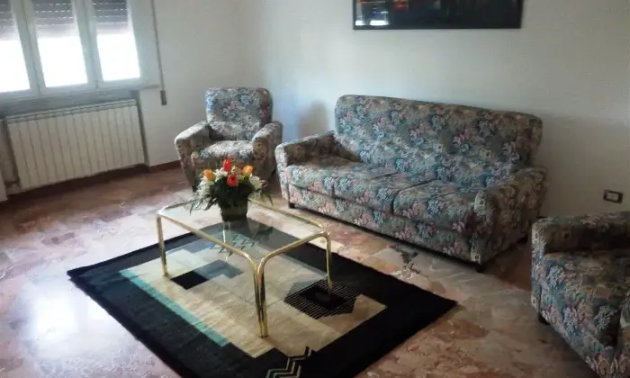 Rexer-Lagosanto-APPARTAMENTO-PRIMO-PIANO-BIFAMILIARE-LAGOSANTO-SALONE