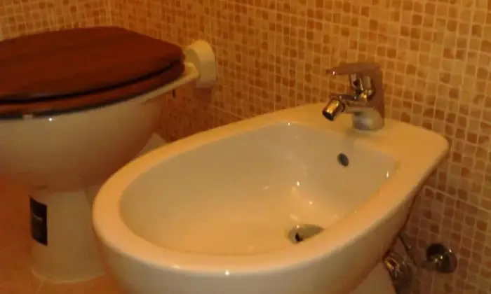 Rexer-Sannazzaro-d-Burgondi-TRILOCALE-RISTRUTTURATO-ARREDATO-CORREDATO-BAGNO