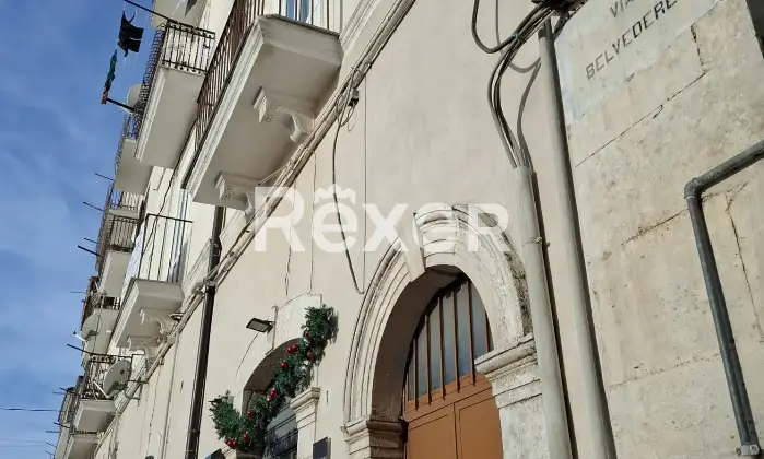 Rexer-Monte-SantAngelo-Quadrilocale-al-primo-piano-via-Belvedere-con-vista-mare-sul-golfo-di-MANFREDONIA-Altro