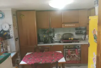 Rexer-Napoli-Bilocale-in-Affitto-in-piazza-margherita-CUCINA