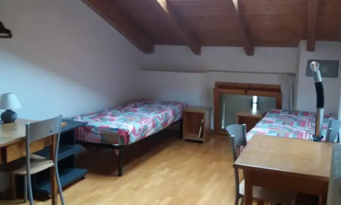 Rexer-Trento-Posto-letto-in-stanza-doppia-per-studentessa-CAMERA-DA-LETTO