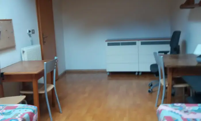 Rexer-Trento-Posto-letto-in-stanza-doppia-per-studentessa-CAMERA-DA-LETTO