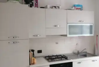 Rexer-Pavia-Nuovo-completamente-arredato-mobili-nuovi-con-box-CUCINA