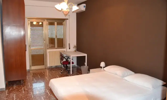 Rexer-Roma-CENTOCELLE-Vle-dPrimavera-Stanza-mq-balcone-METRO-C-CAMERA-DA-LETTO