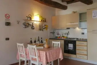 Rexer-Poggio-Renatico-Affitti-brevi-a-Poggio-Renatico-siamo-a-Coronella-CUCINA