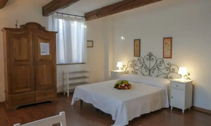 Rexer-Poggio-Renatico-Affitti-brevi-a-Poggio-Renatico-siamo-a-Coronella-CAMERA-DA-LETTO