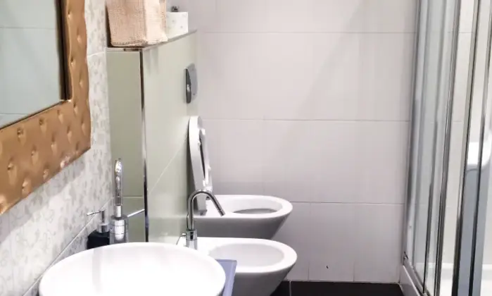 Rexer-Torino-Bilocale-Centralissimo-BAGNO
