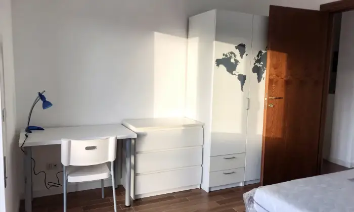 Rexer-Roma-Stanze-singole-a-minuti-a-piedi-dal-Gemelli-CAMERA-DA-LETTO
