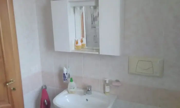 Rexer-Sassari-Casa-del-con-finiture-di-pregio-in-granito-sardo-Bagno