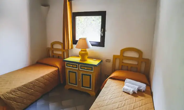 Rexer-Arzachena-Bellissimo-Appartamento-trilocale-a-Baja-Sardinia-CIN-ITBF-CAMERA-DA-LETTO