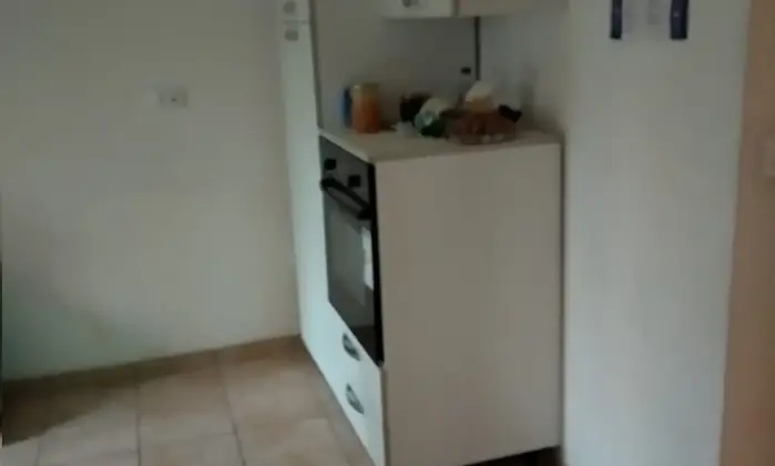 Rexer-Catanzaro-Tre-camere-disponibili-su-per-studenti-e-tirocinanti-CUCINA