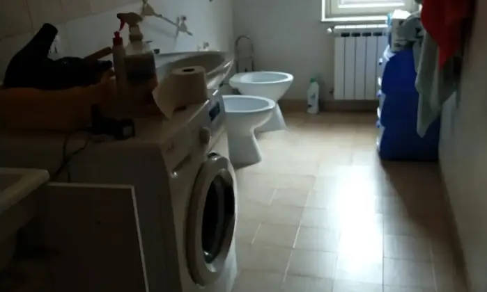 Rexer-Catanzaro-Tre-camere-disponibili-su-per-studenti-e-tirocinanti-BAGNO