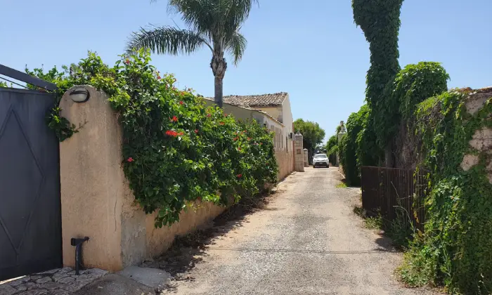 Rexer-Santa-Croce-Camerina-Casale-Strada-Puntasecca-Santa-Croce-Camerina-ALTRO