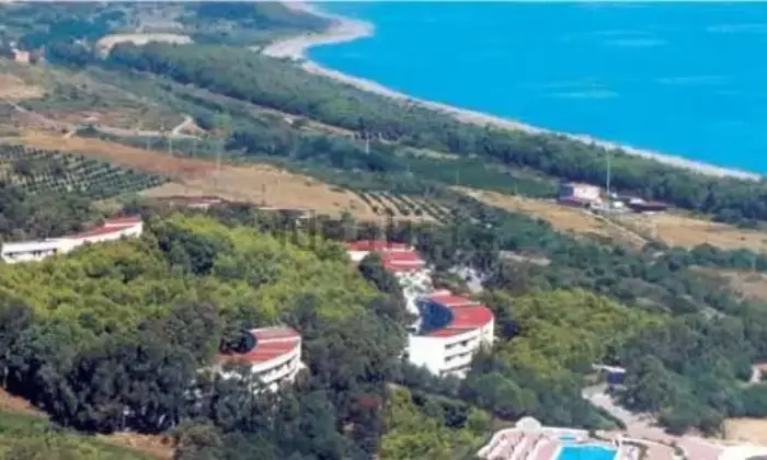 Rexer-Cir-Marina-Trilocale-con-giardino-ALTRO