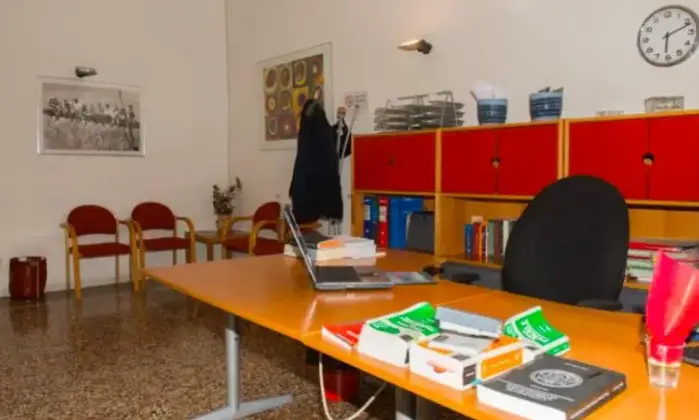 Rexer-Bologna-STANZA-USO-UFFICIO-IN-STUDIO-LEGALE-ALTRO
