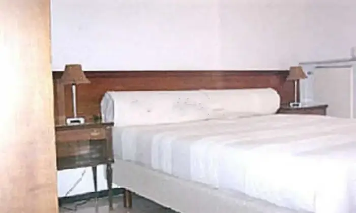 Rexer-Chiavari-Bilocale-arredato-CAMERA-DA-LETTO