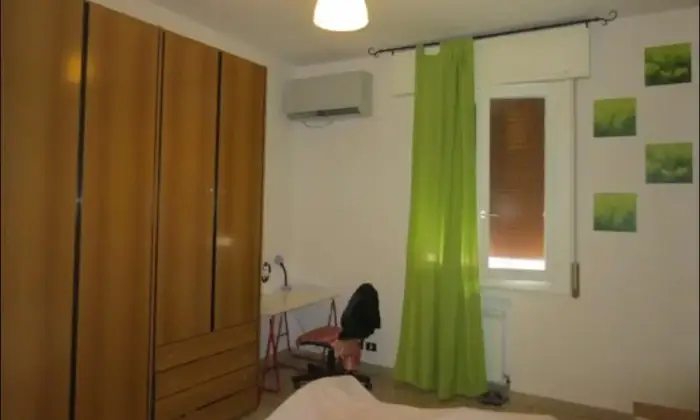 Rexer-Modena-Appartamento-affitto-zona-universitaria-CAMERA-DA-LETTO