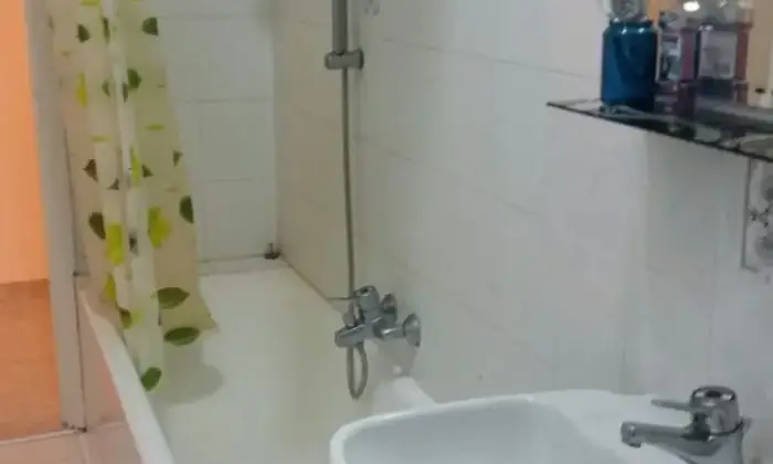 Rexer-Modena-Appartamento-affitto-zona-universitaria-BAGNO