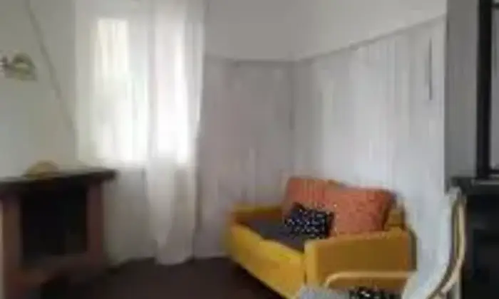 Rexer-Casasco-dIntelvi-Affitto-a-mese-Appartamento-con-meraviglio-terrazzo-SALONE