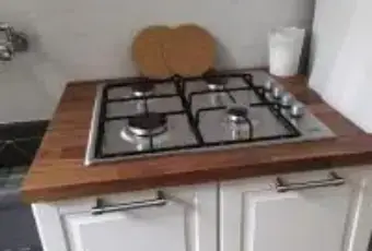 Rexer-Casasco-dIntelvi-Affitto-a-mese-Appartamento-con-meraviglio-terrazzo-CUCINA