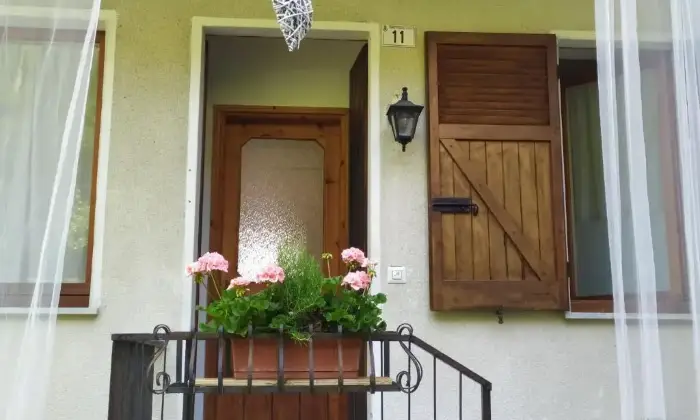 Rexer-Casasco-dIntelvi-Affitto-a-mese-Appartamento-con-meraviglio-terrazzo-ALTRO