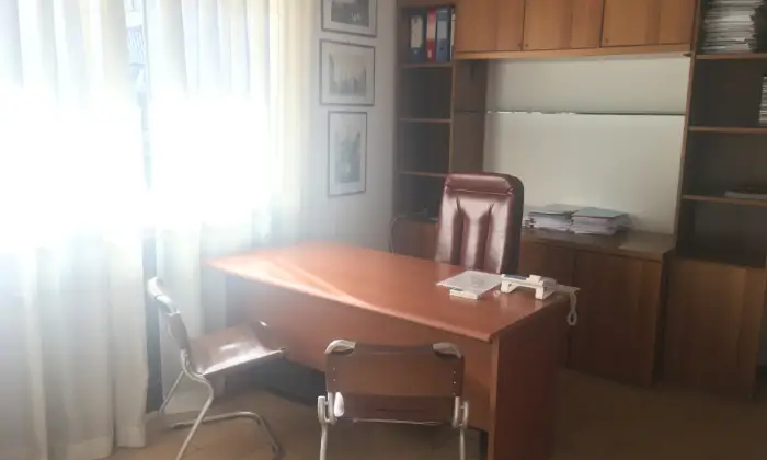 Rexer-Roma-Affitto-stanza-uso-ufficio-SALONE