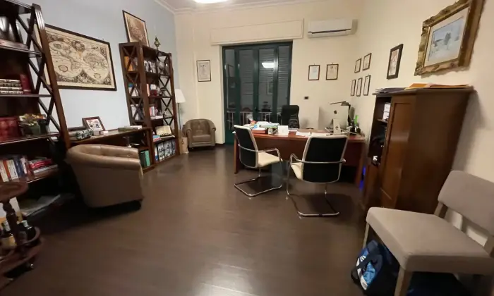 Rexer-Palermo-Porzione-di-studio-o-stanze-singole-coworking-Ple-Ungheria-ALTRO