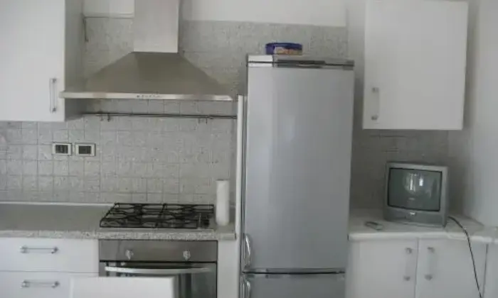 Rexer-Verona-Bilocale-in-zona-tranquilla-a-Verona-CUCINA