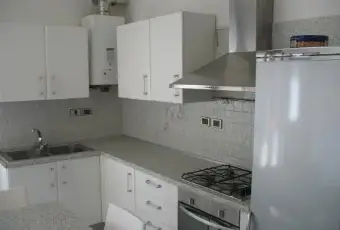 Rexer-Verona-Bilocale-in-zona-tranquilla-a-Verona-CUCINA