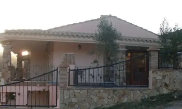 Rexer-Domus-de-Maria-Villa-Pascoli-ALTRO