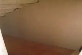 Rexer-Livorno-Affitto-negozio-zona-porta-a-mare-Livorno-SALONE