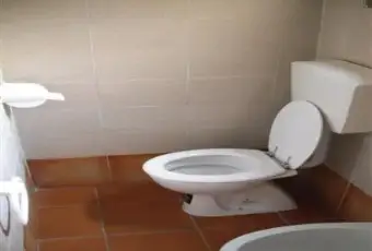 Rexer-Livorno-Affitto-negozio-zona-porta-a-mare-Livorno-BAGNO