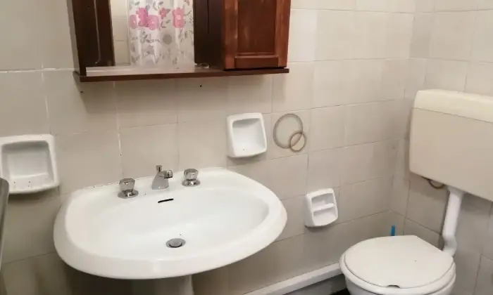 Rexer-Taviano-Casa-indipendente-BAGNO