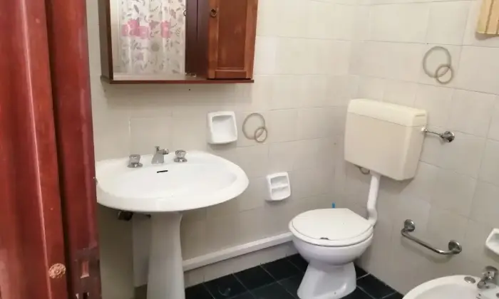 Rexer-Taviano-Casa-indipendente-BAGNO
