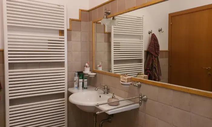 Rexer-Alba-Adriatica-Appartamento-mansardato-BAGNO