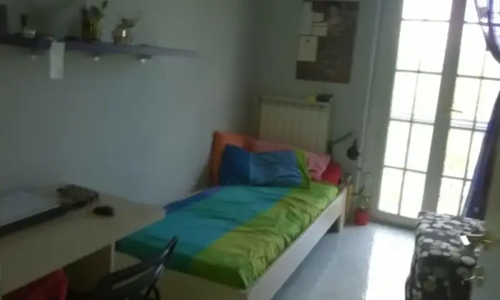 Rexer-Roma-Singola-Rebibbia-bagno-esclusivo-CAMERA-DA-LETTO
