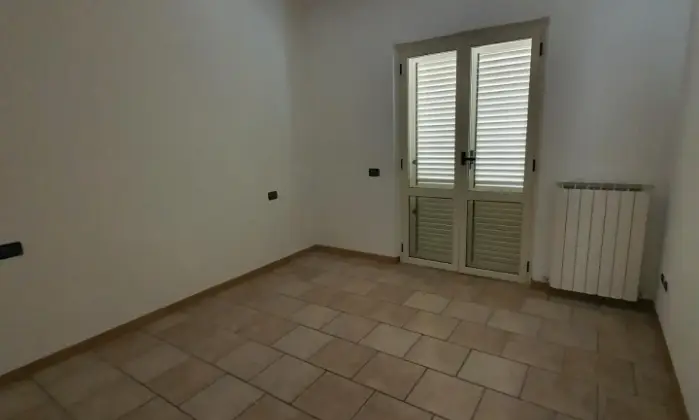 Rexer-Alba-Adriatica-Trilocale-con-ampio-balcone-perimetrale-CAMERA-DA-LETTO
