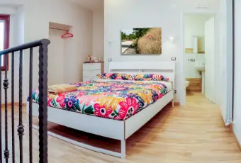 Rexer-Bojano-Appartamento-breve-periodolavoro-CAMERA-DA-LETTO