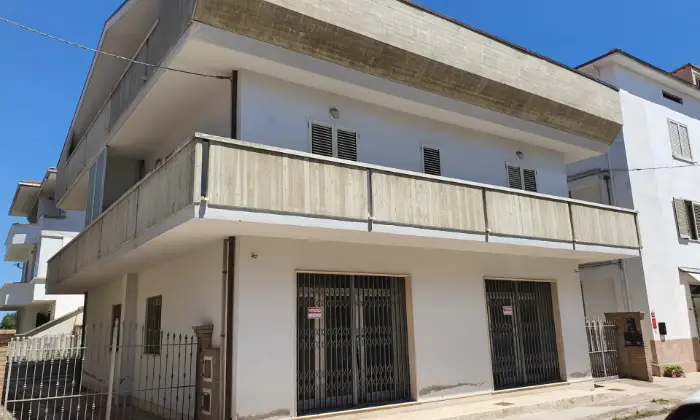 Rexer-Alba-Adriatica-Palazzina-vicino-al-mare-Esterno