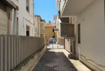 Rexer-Alba-Adriatica-Palazzina-vicino-al-mare-Esterno